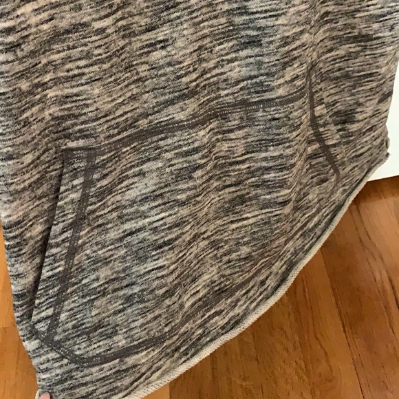 Victoria’s Secret PINK Light Pullover - Picture 8 of 10